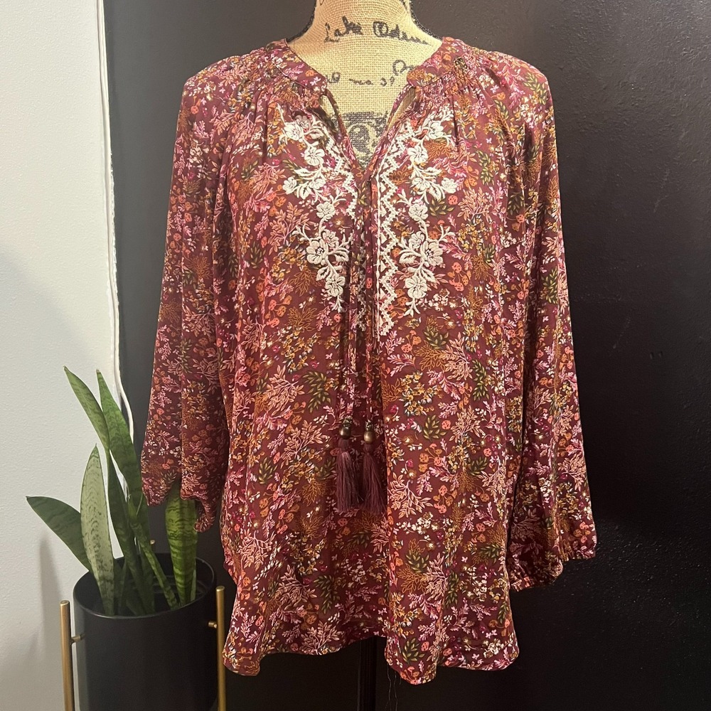 Mason & Belle Burgundy Floral Embroidered Peasant Top Large Boho Tassel Blouse‎